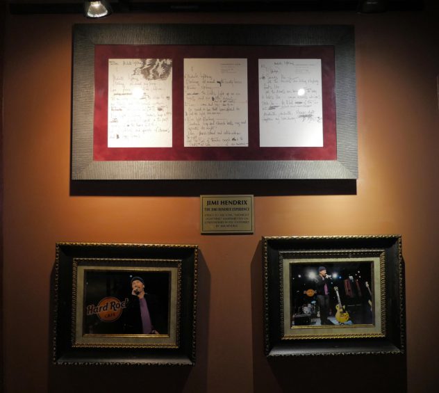 Hard Rock cafe 5